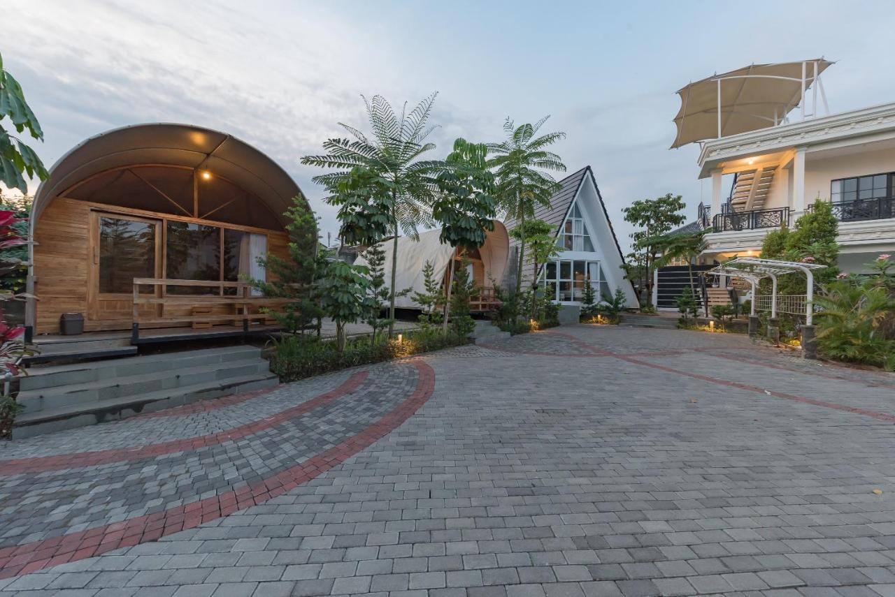 Urbanview Hotel Khayrizsan Tasikmalaya By Reddoorz المظهر الخارجي الصورة