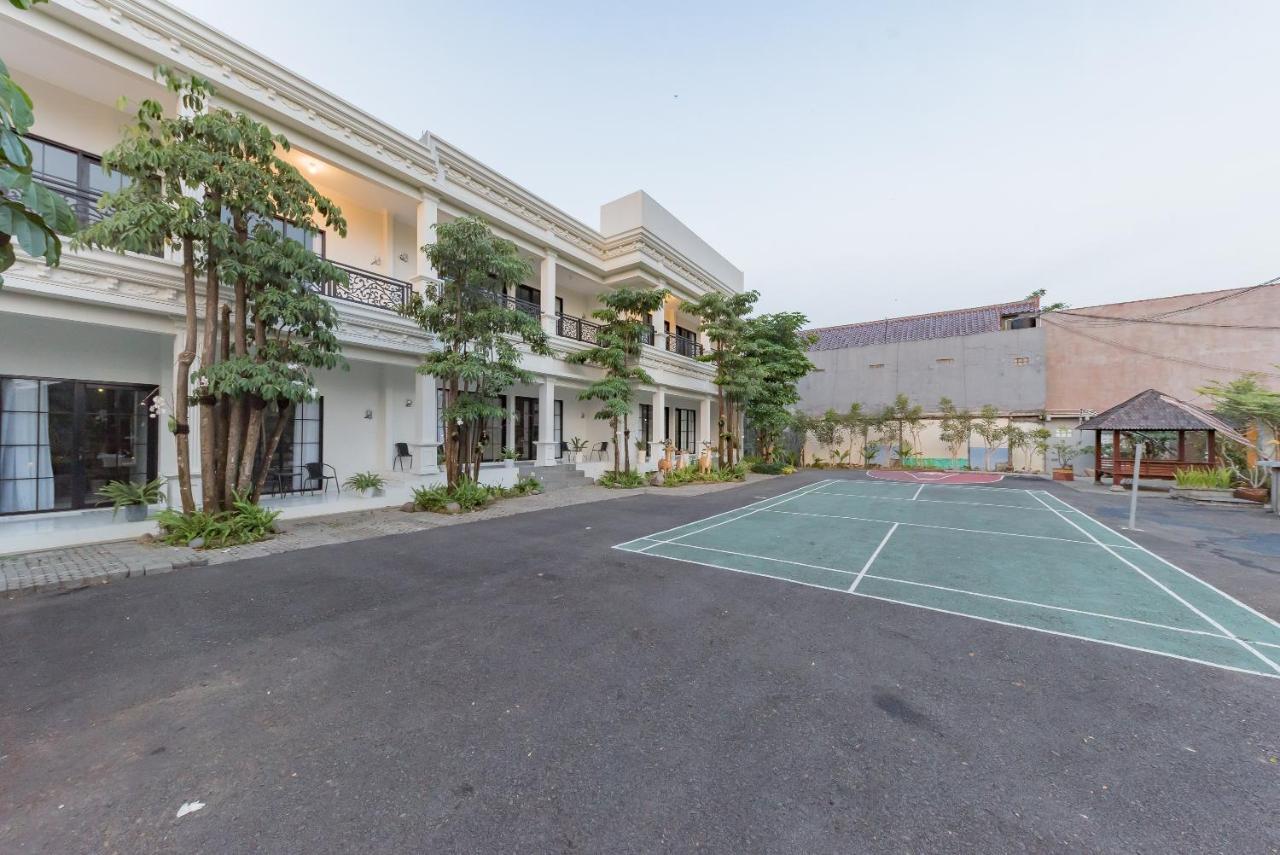 Urbanview Hotel Khayrizsan Tasikmalaya By Reddoorz المظهر الخارجي الصورة