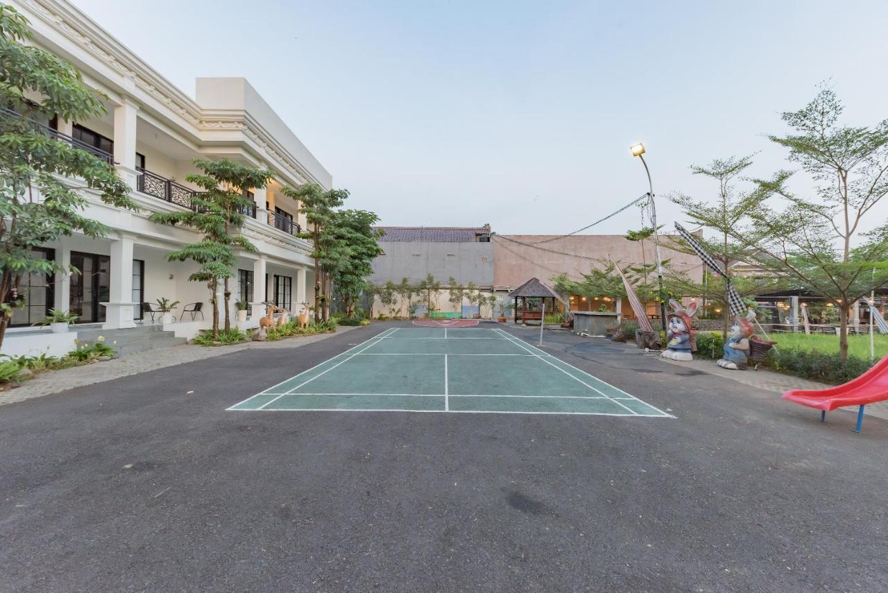 Urbanview Hotel Khayrizsan Tasikmalaya By Reddoorz المظهر الخارجي الصورة