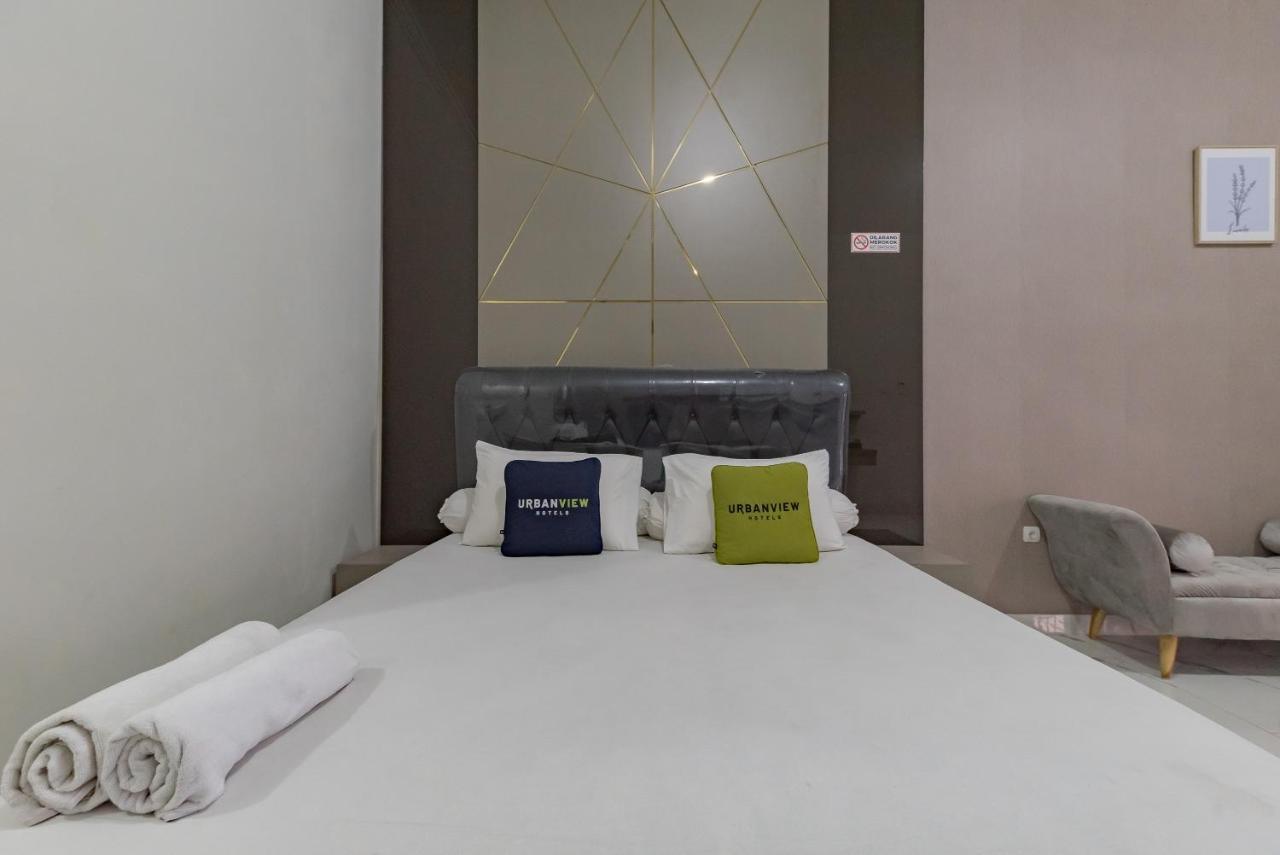 Urbanview Hotel Khayrizsan Tasikmalaya By Reddoorz المظهر الخارجي الصورة